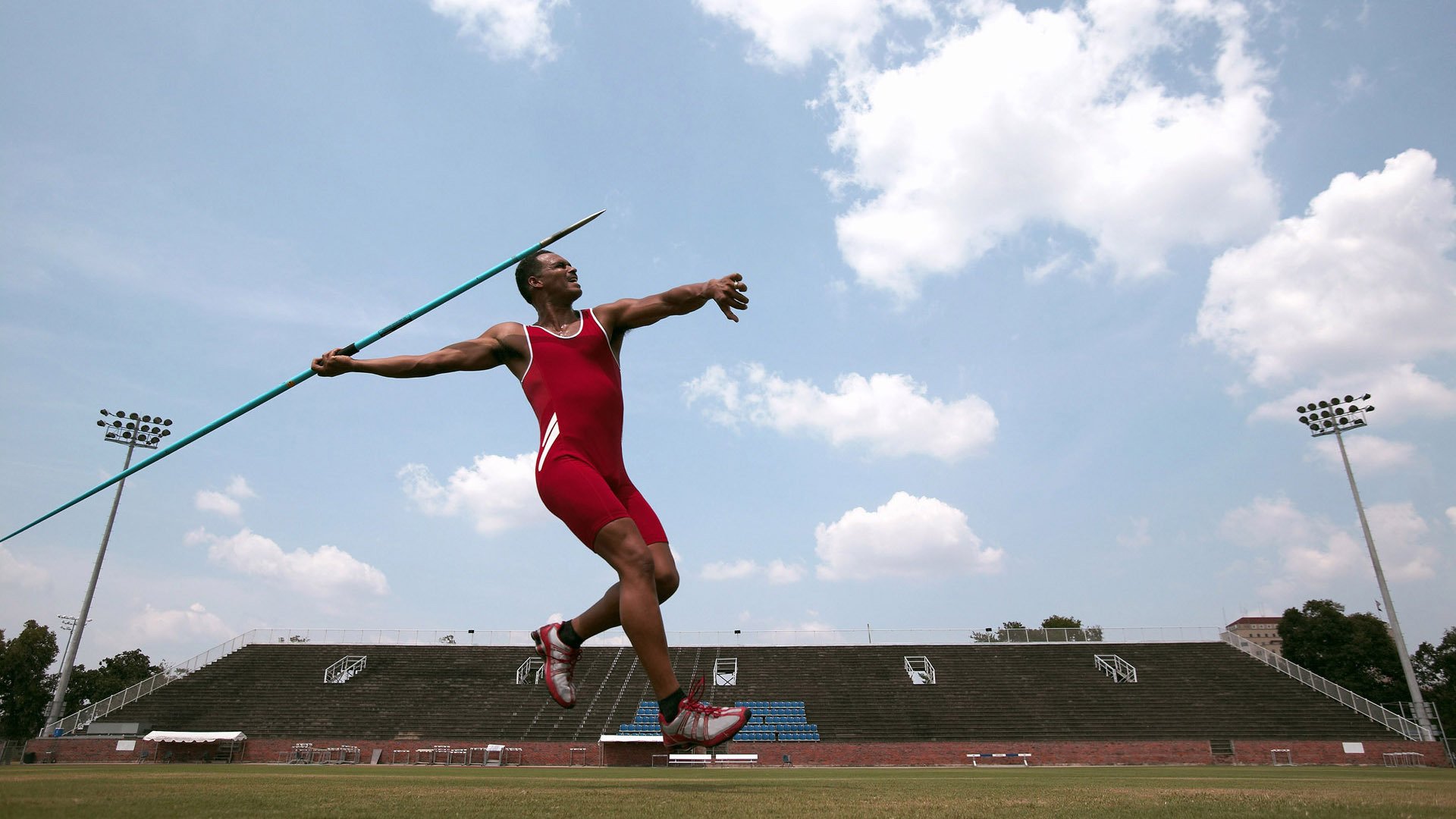 开云电竞服务-国际漂流赛，激流勇进彰显勇气与技巧，漂流比赛项目都有什么