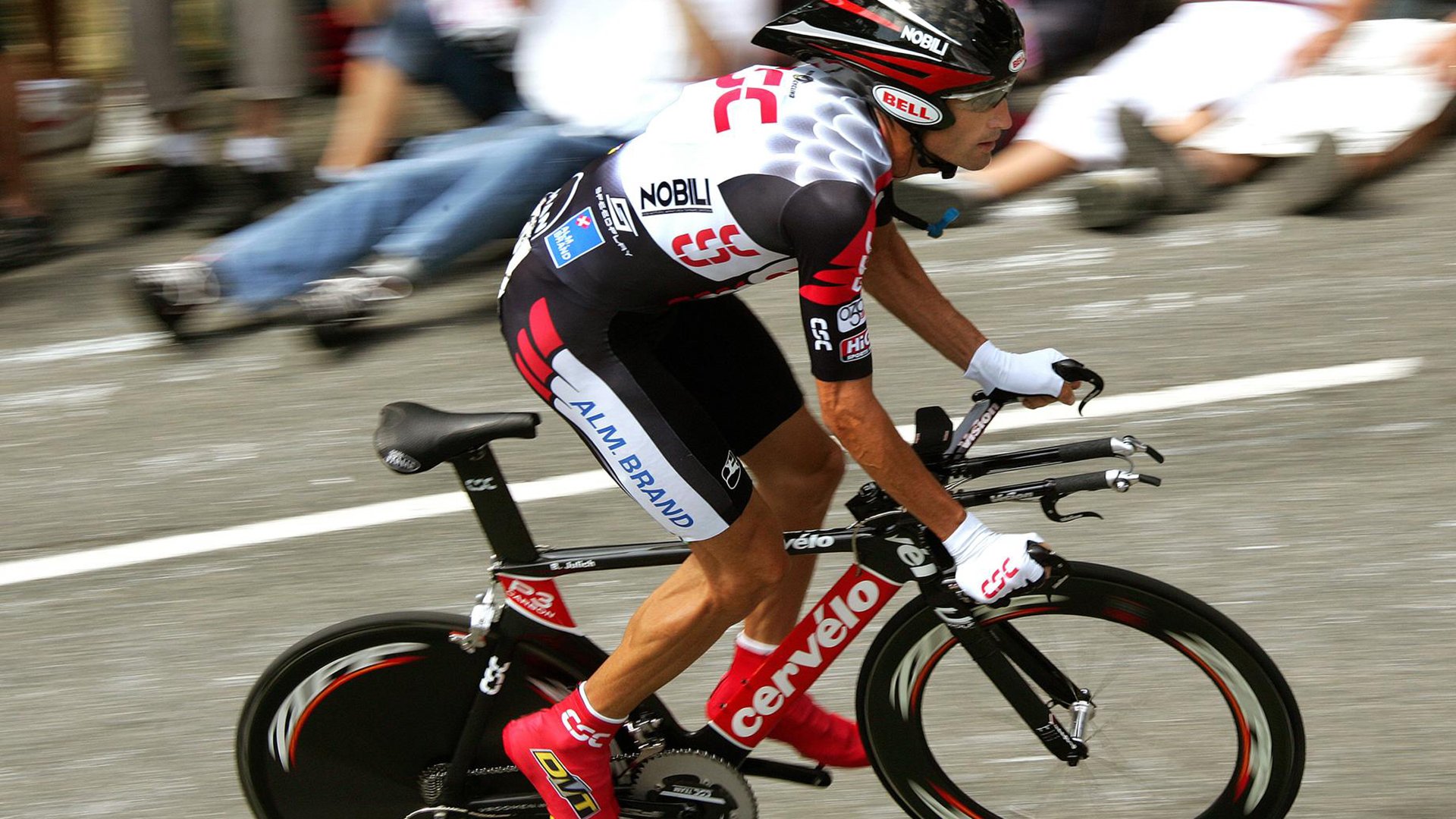 法甲：巴黎持续高歌猛进，3-0完胜南特，法甲巴黎队